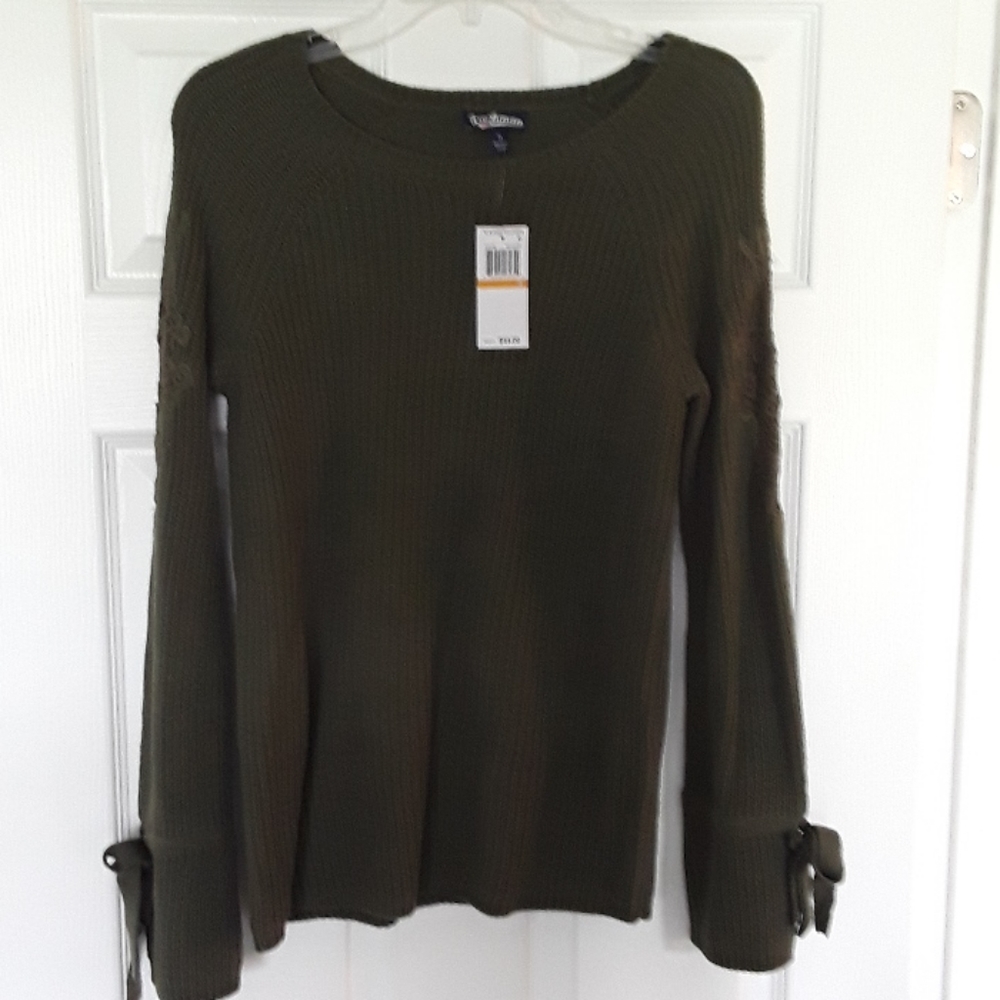 Green sweater